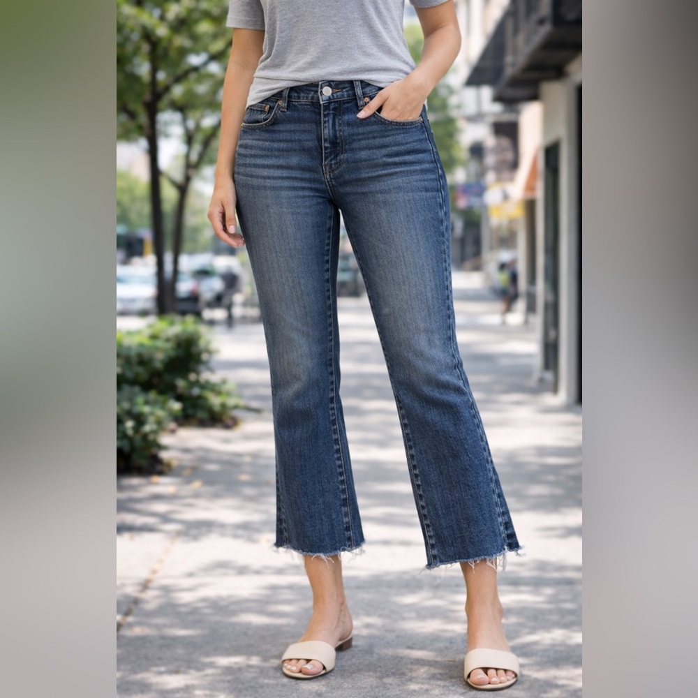 Madewell Mid-Rise Kick Out Jeans Women’s 27P Cropped Raw Hem Blue